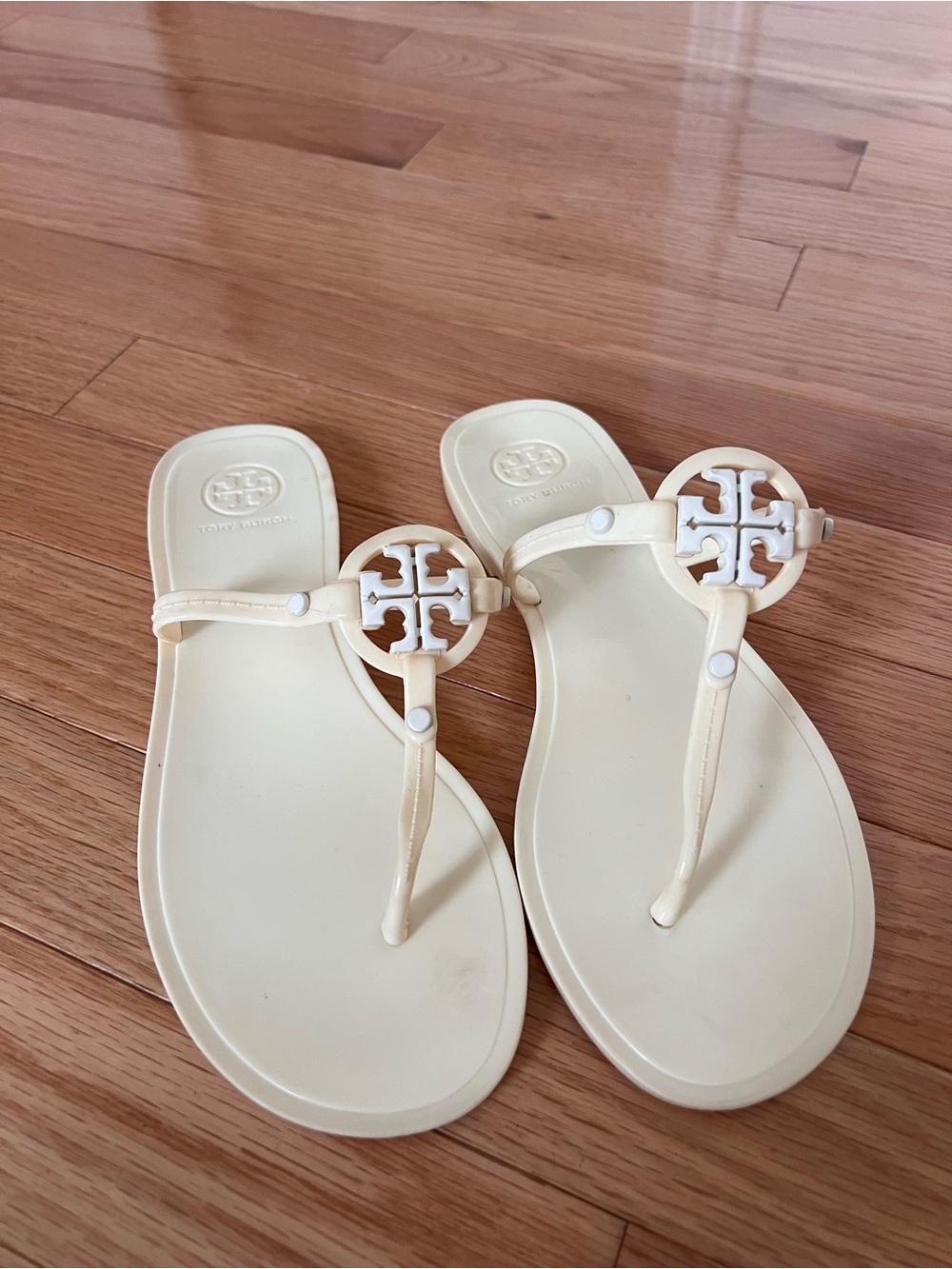 Tory Burch Mini Miller Jelly Sandals Size 6 Cream Off White